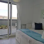 Séjour chez l'habitant Pequena Vistas Y Bano Privado,no Piso Entero,small View And Private Bathroom ,not Whole